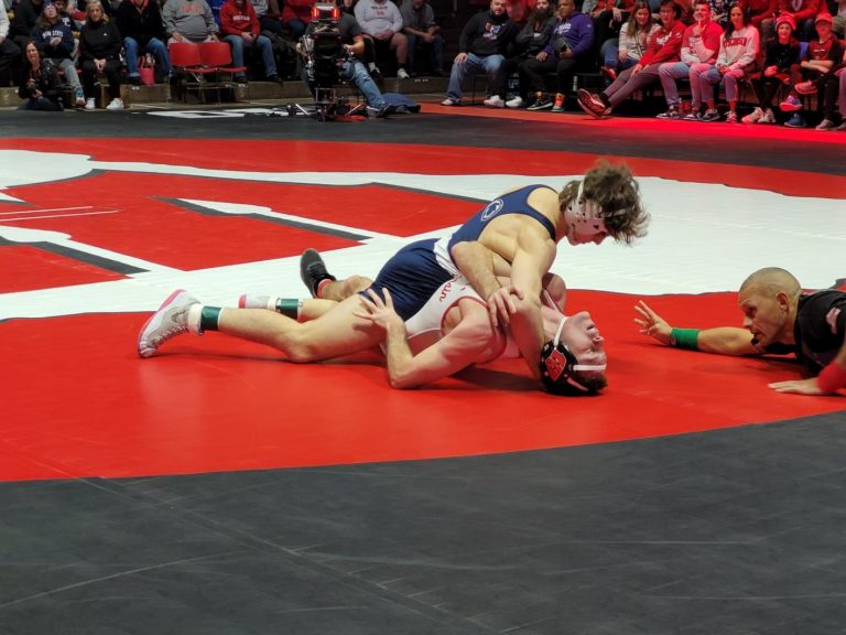 Penn State Opens Up B1G Wrestling Slate with 28-11 Win at Wisconsin